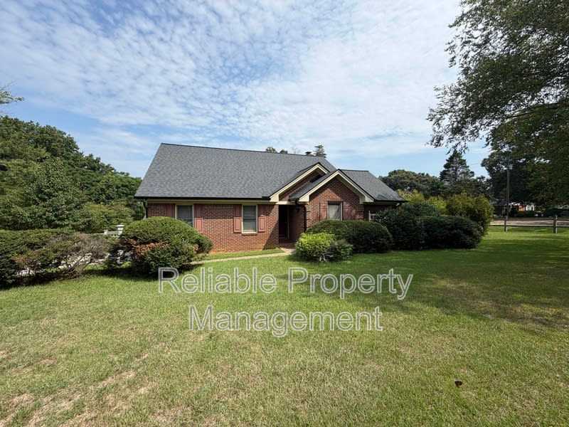 6600 Walnut Cove – photo 1