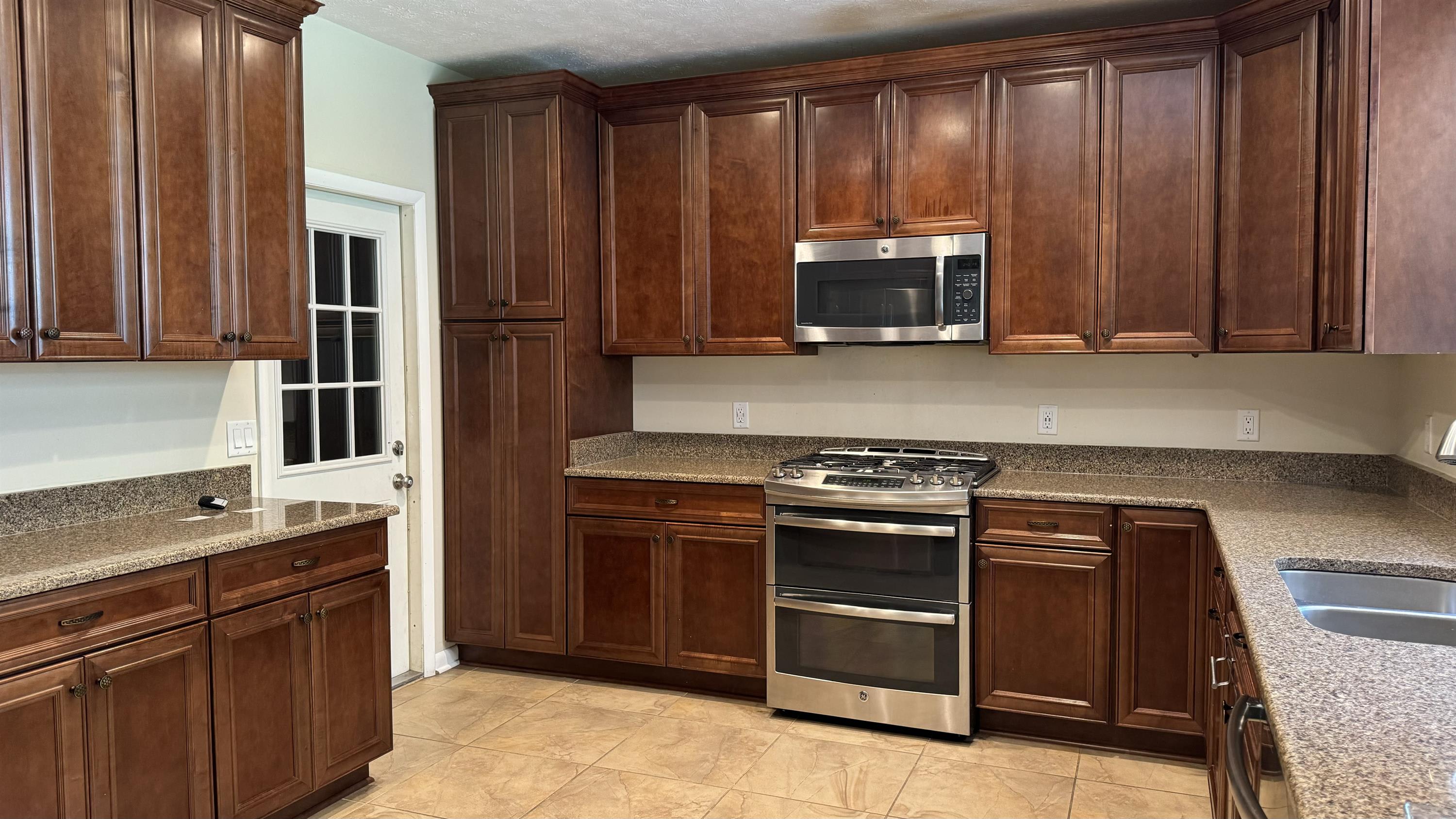 5051 Thorden Road – photo 1