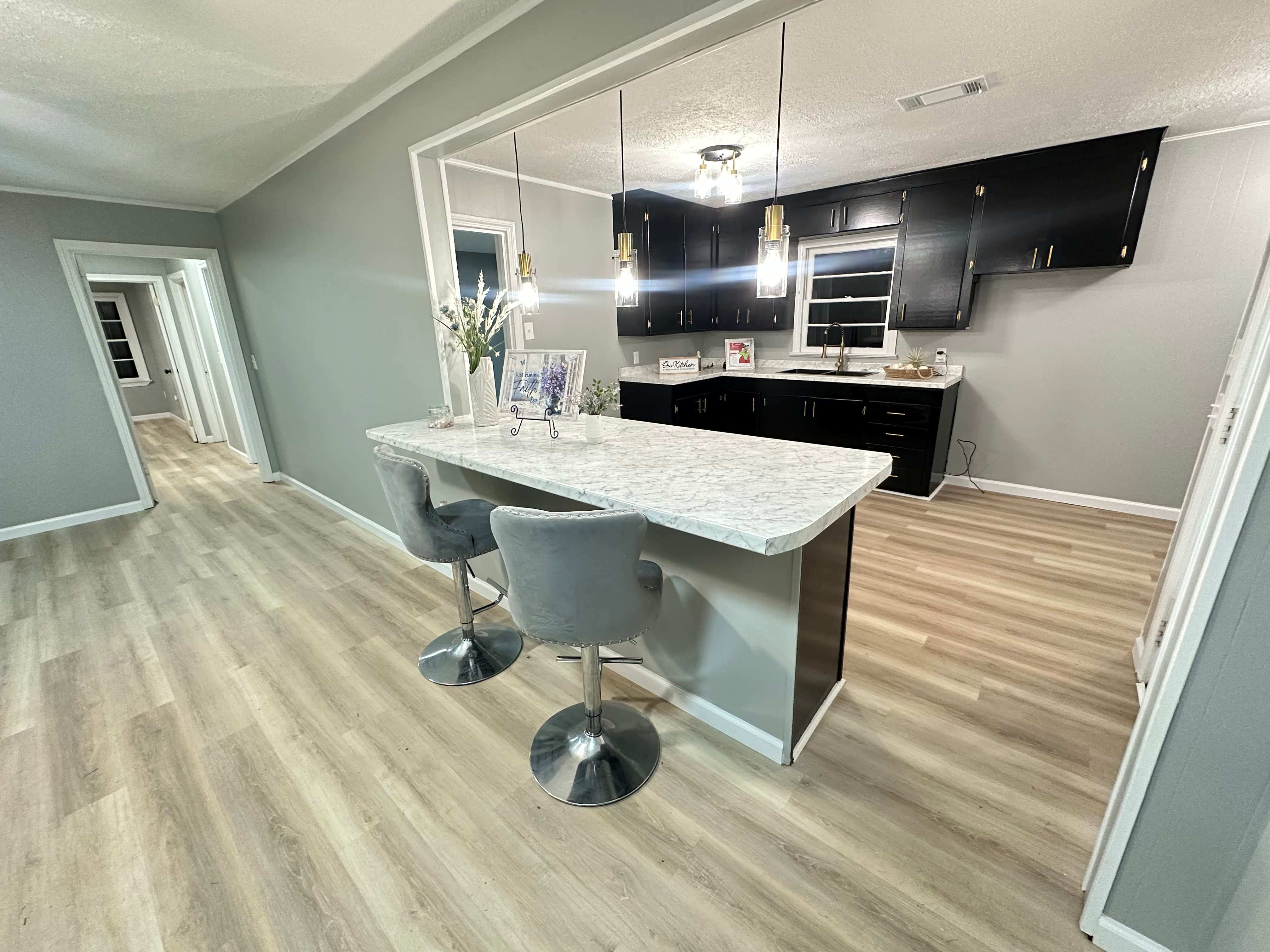 1427 48Th Ave – photo 1