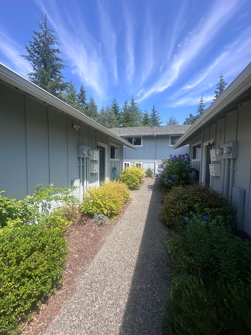 Blue Heron Townhome – photo 1 of 24