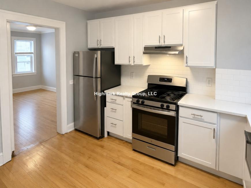 805 Judson Ave. – photo 1 of 10
