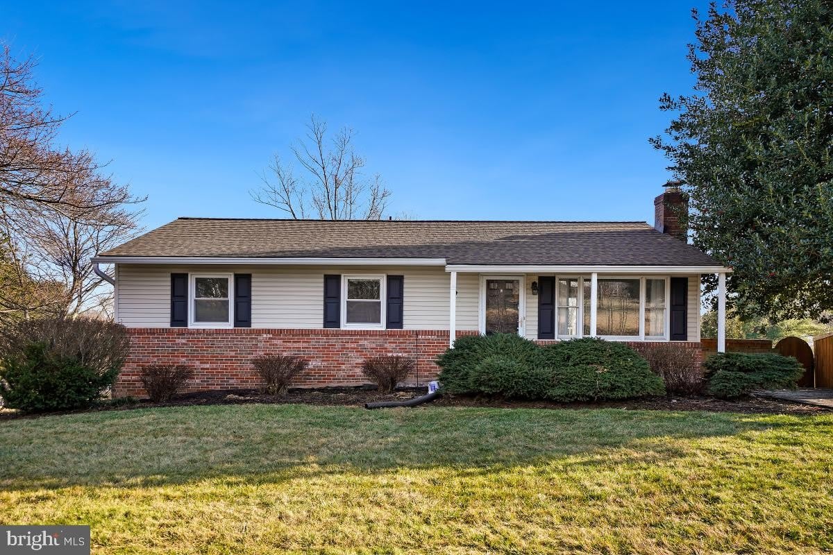 12316 Fountain Drive – photo 1 of 81