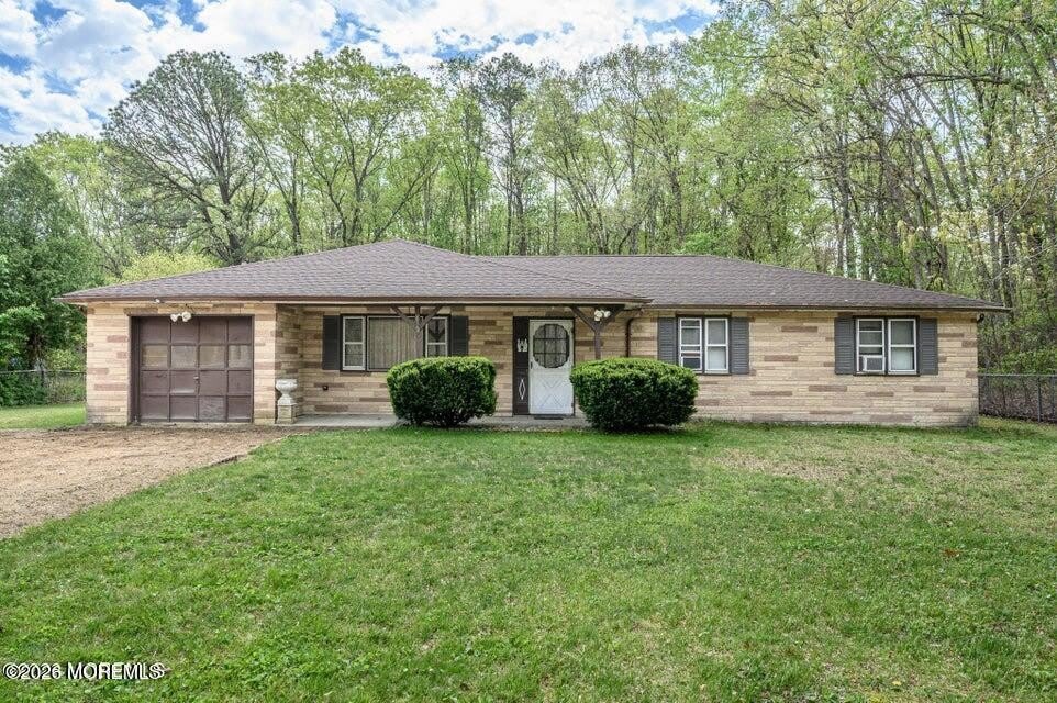 839 Bowman Road – photo 1 of 7