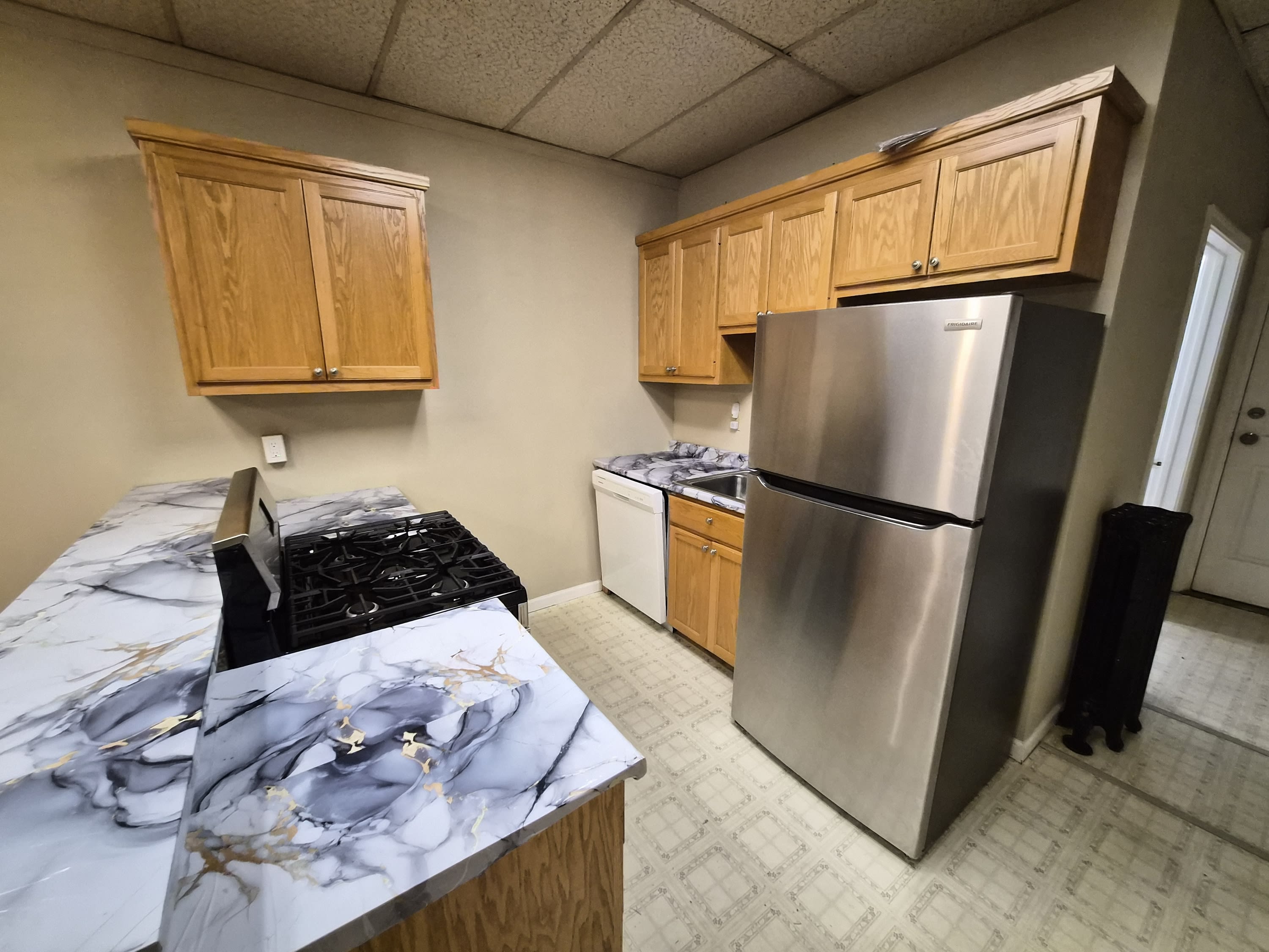 190 Main Street – photo 1 of 6