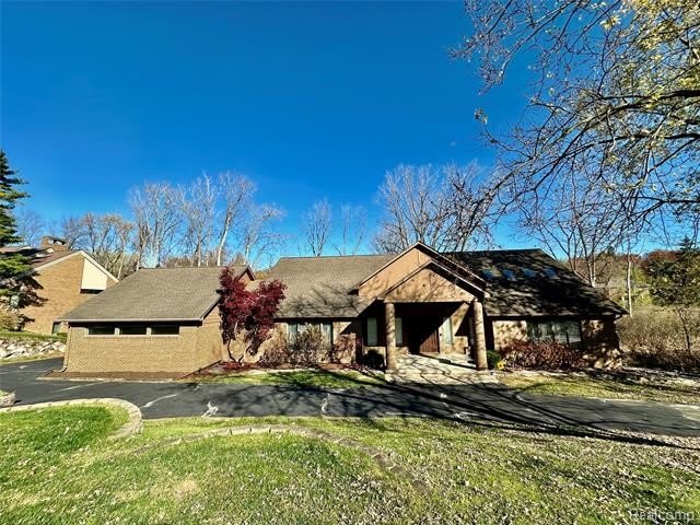 95 Barbara Lane – photo 1 of 71