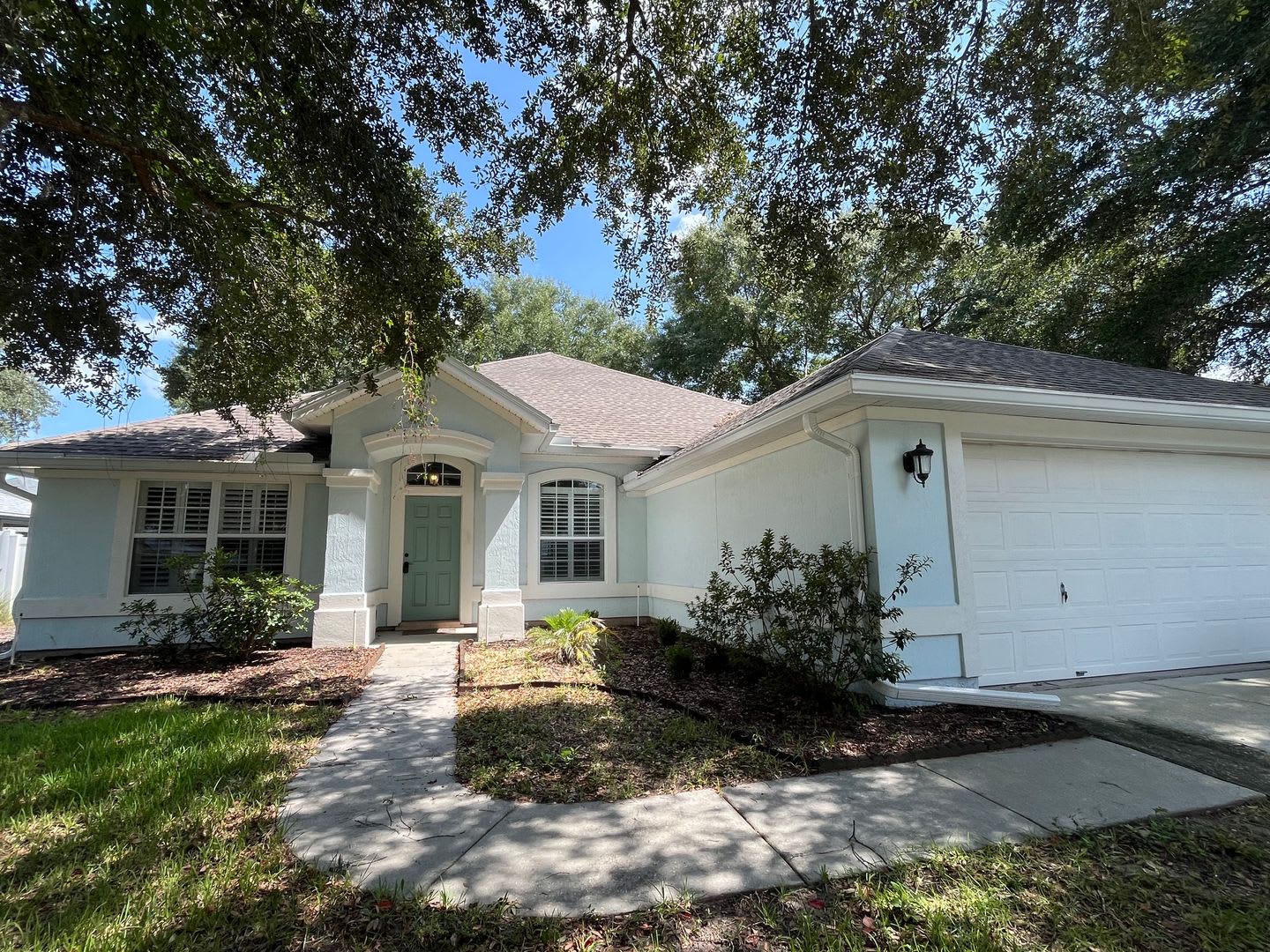 Screened In Ground Pool Close To Schools Shopping Restaurants – photo 1 of 187