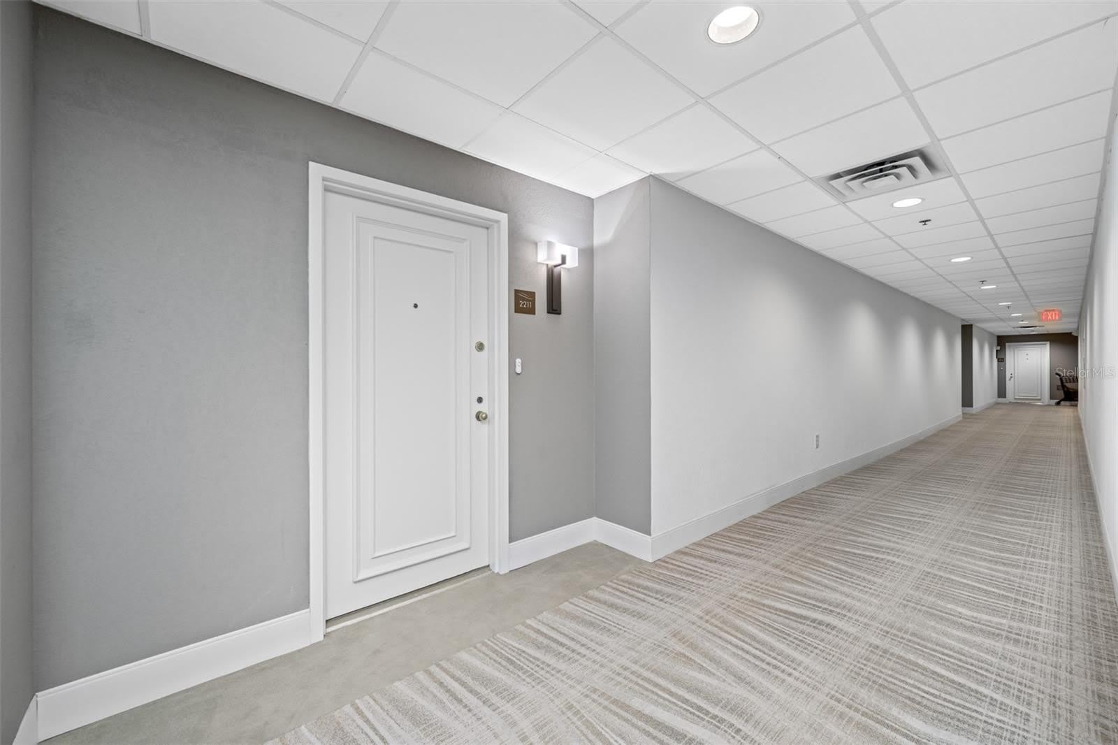1 BEACH Drive SE – photo 1