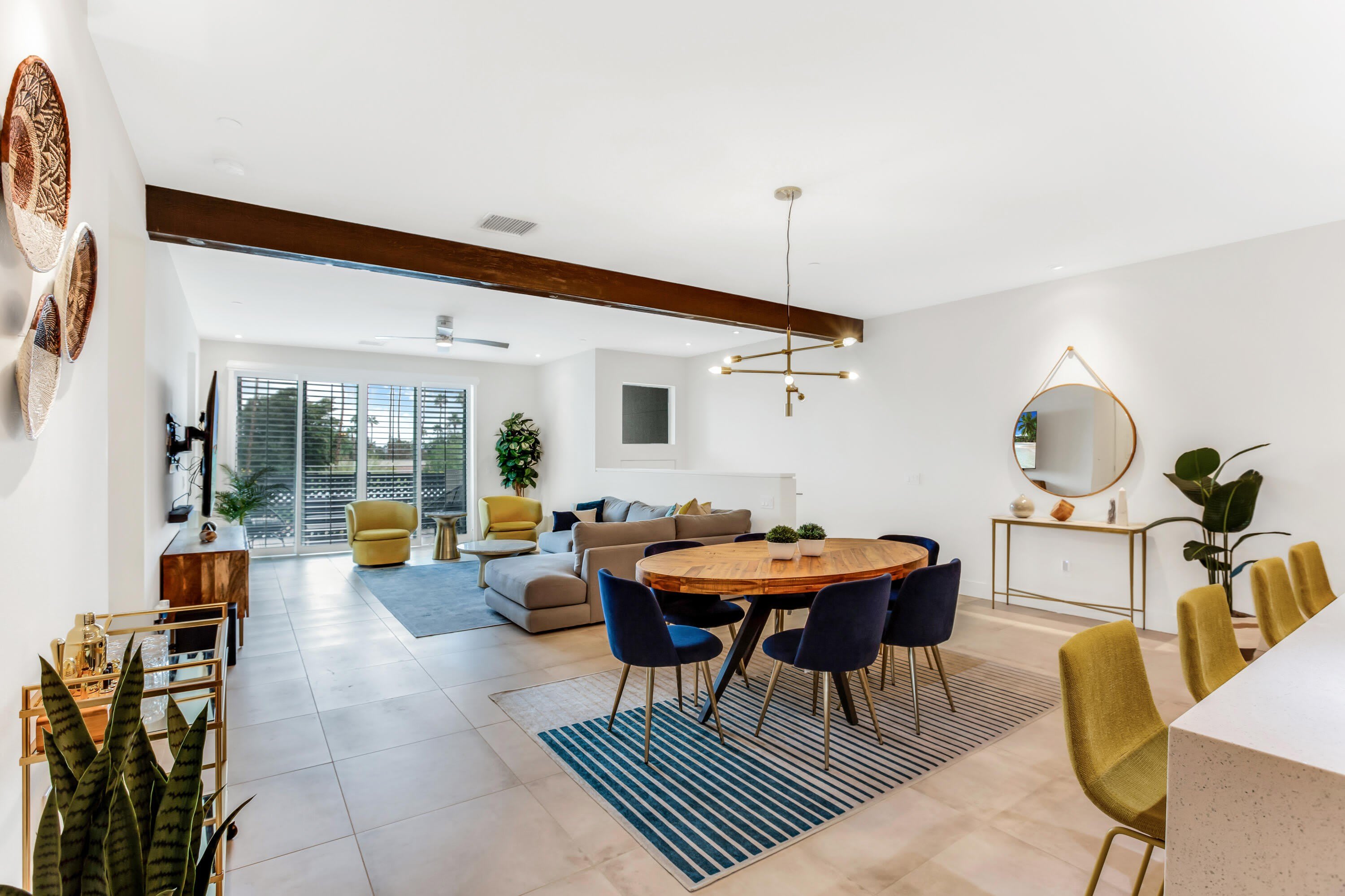 160 The Riv – photo 1