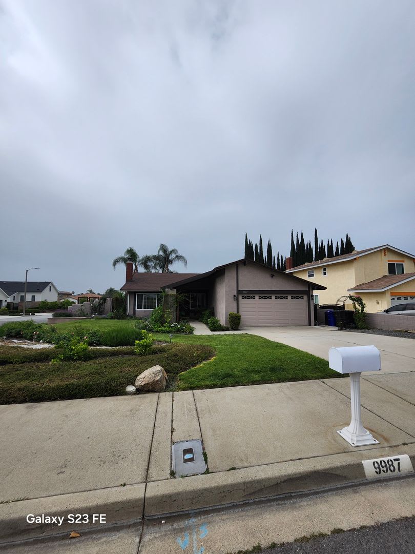 THIS HOUSE IS SPLIT in a quiet Rancho Cucamonga neighborhood – photo 1