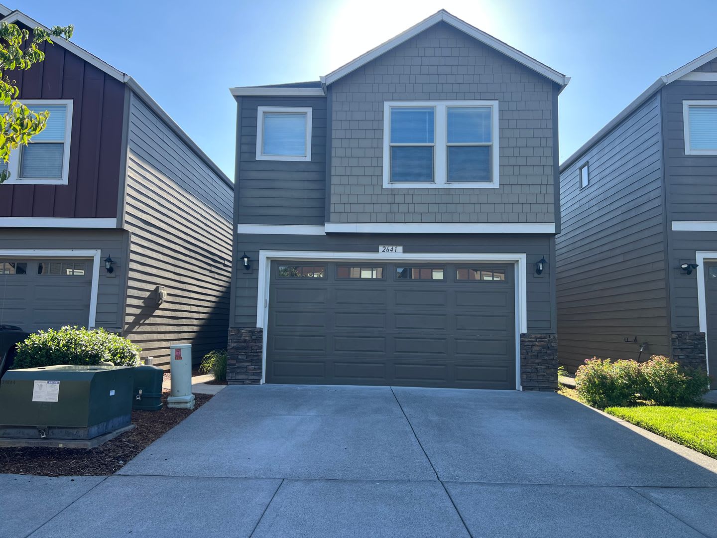 Recently Renovated Spacious 3 Bedroom Home With Fenced Yard Patio And 2 Car Garage With Move In Special – photo 1