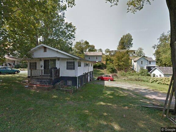 12 Sycamore St
