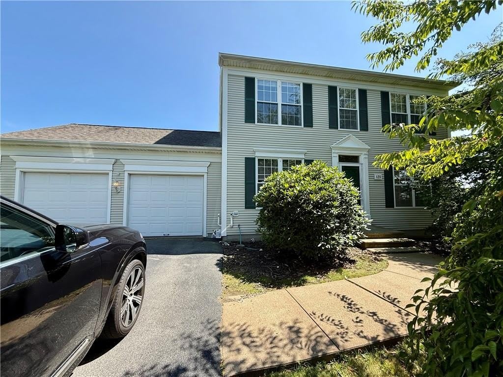 125 Goldenrod Drive – photo 1 of 20