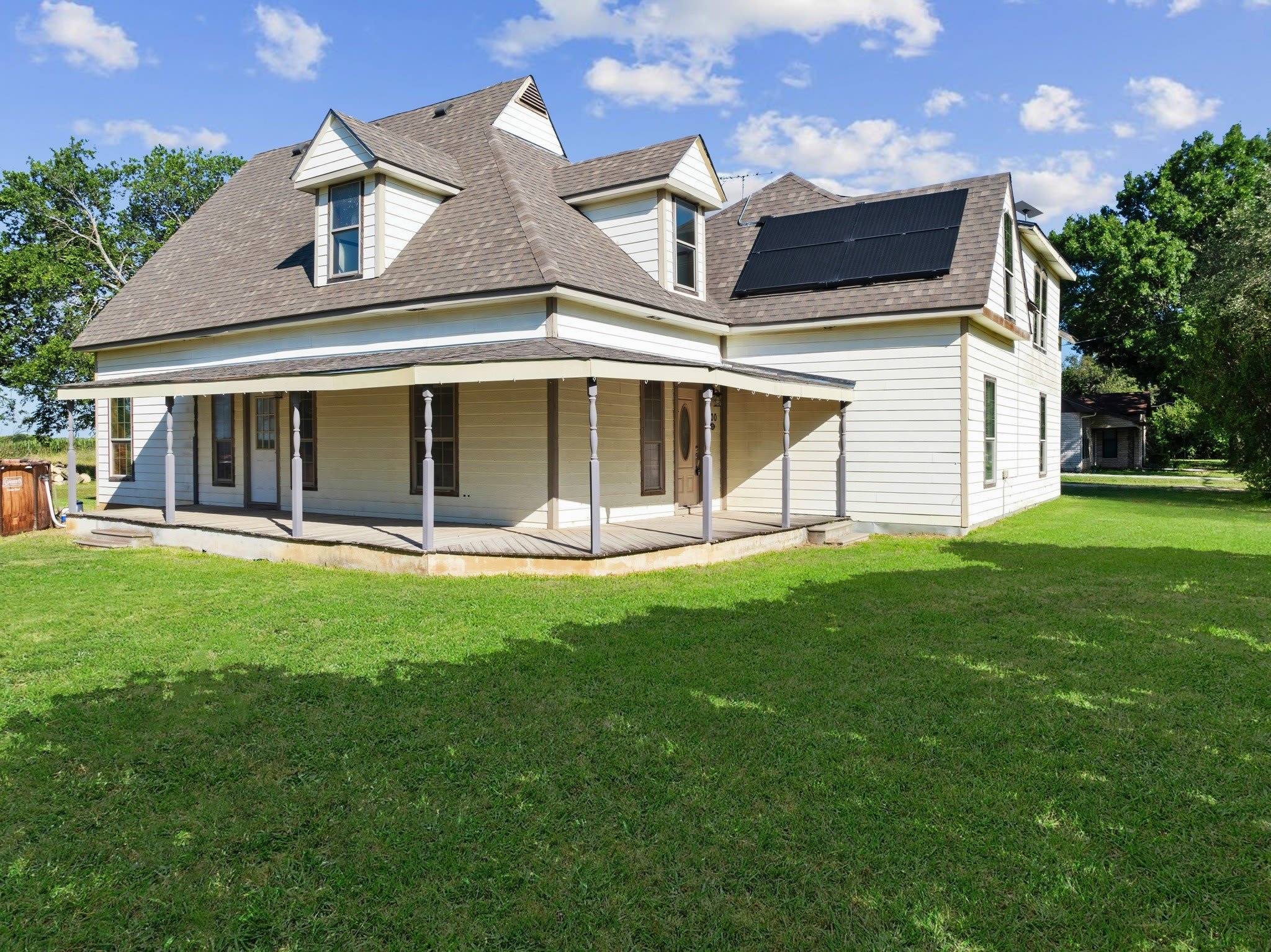 700 Harrel Avenue – photo 1 of 39