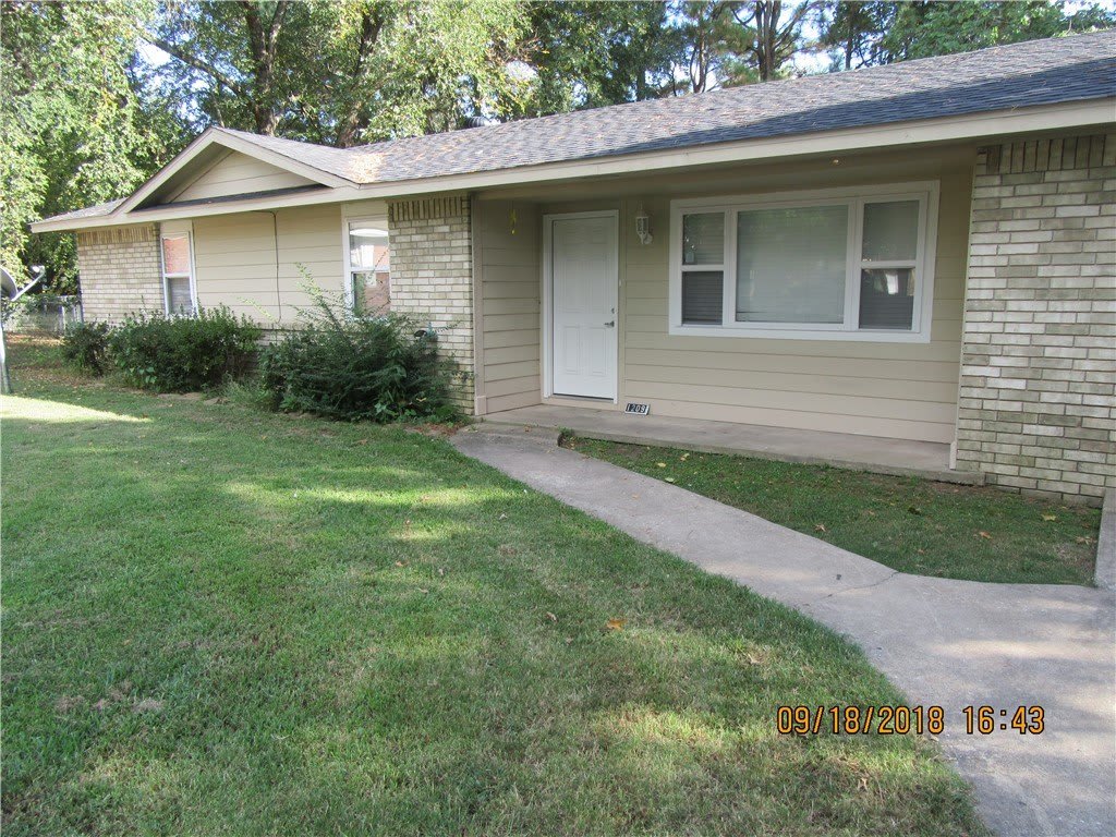 1209 S Prospect Circle