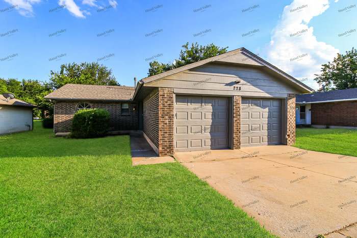 228 Northwest 86th Street – photo 1