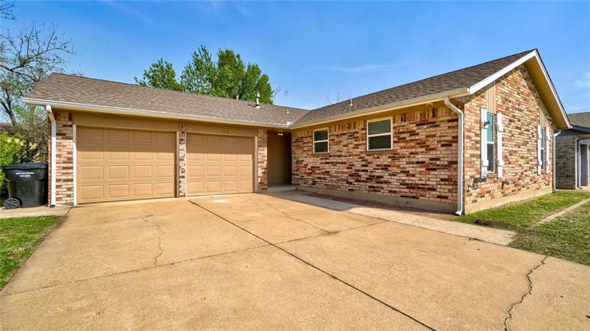 4 Bed 2 Bath-South Gate Addition of Moore, OK – photo 1
