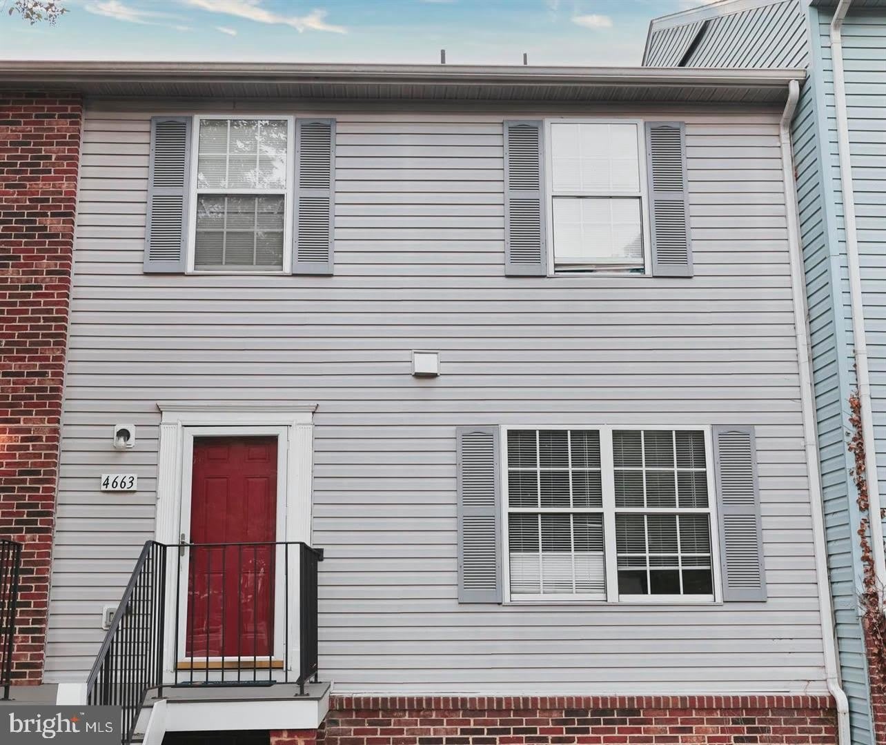 4663 RED HAWK Terrace – photo 1 of 14