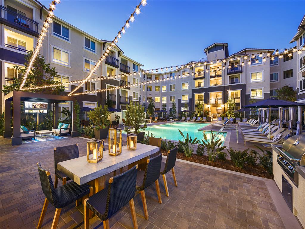 Alder Apartments – photo 1