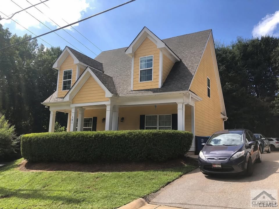 101 East Paces Drive – photo 1 of 8