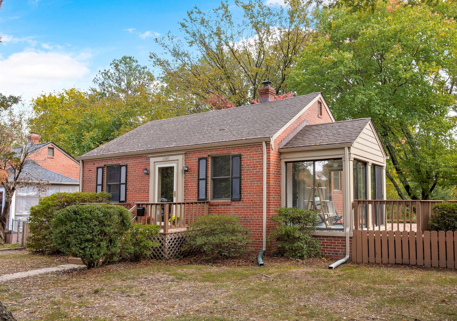 2 Bedroom Home off of Monument Ave with Great Move-In Special!! ***Available Early September*** – photo 1