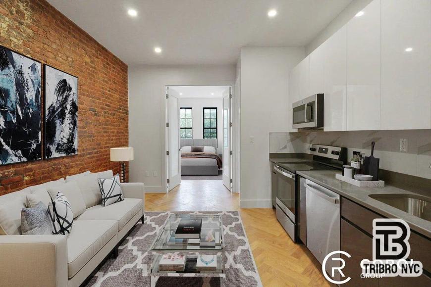 704 Macdonough Street – photo 1