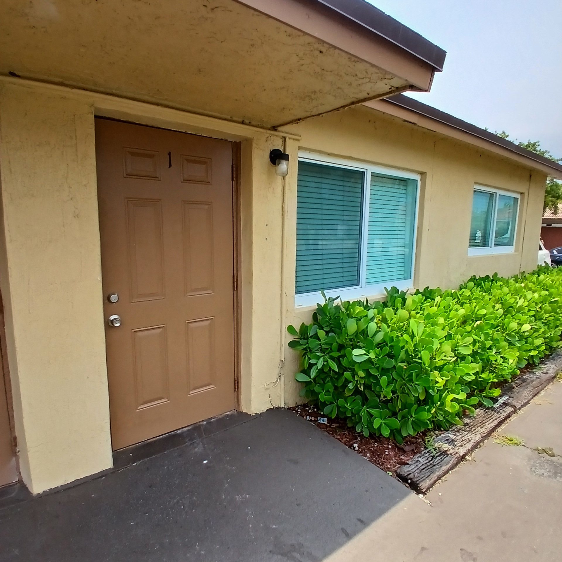 Pompano Beach – photo 1