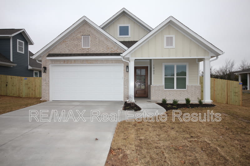 1900 W Saddlebrook Ln – photo 1