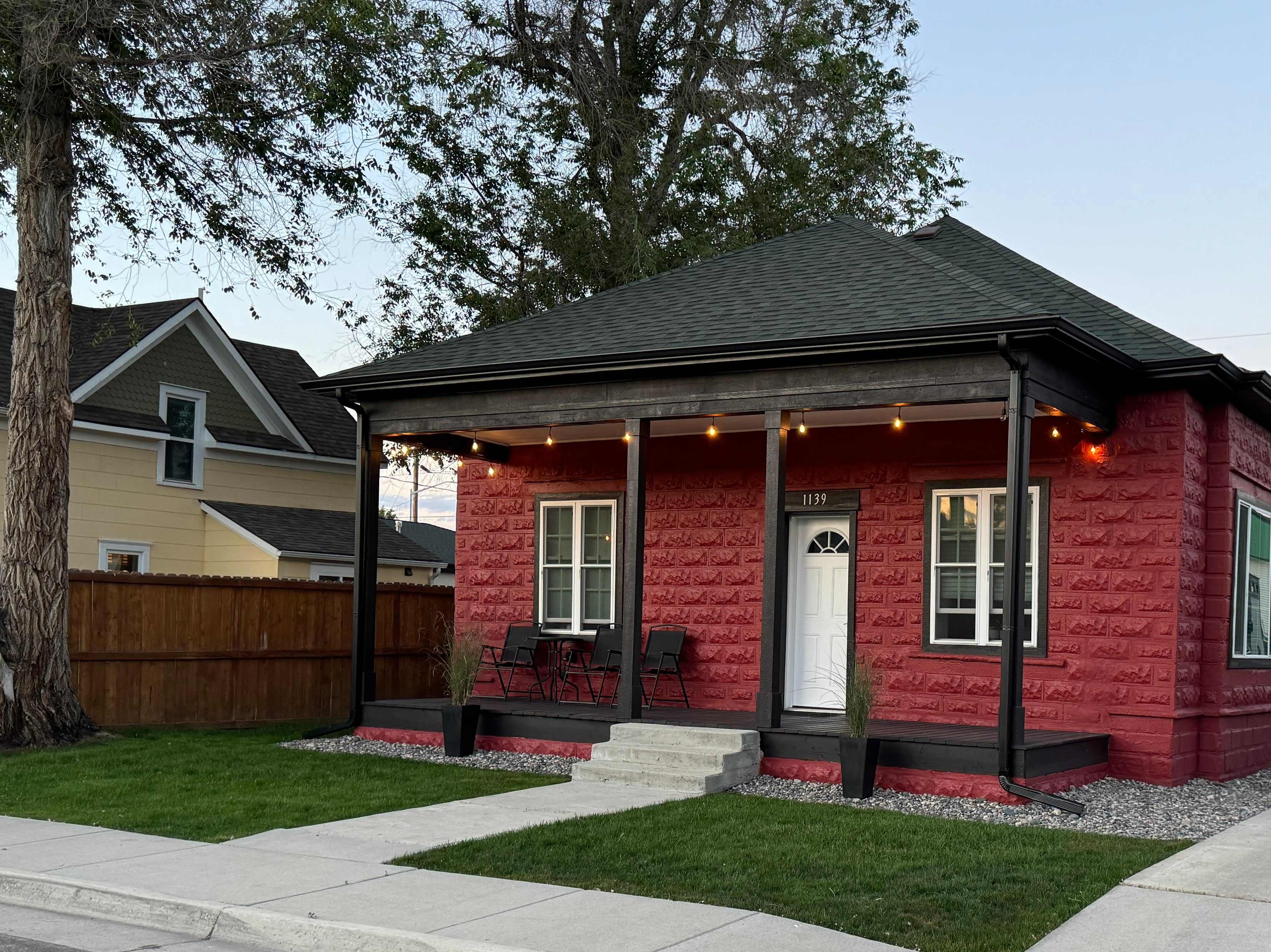 1139 North Gould Street – photo 1 of 15