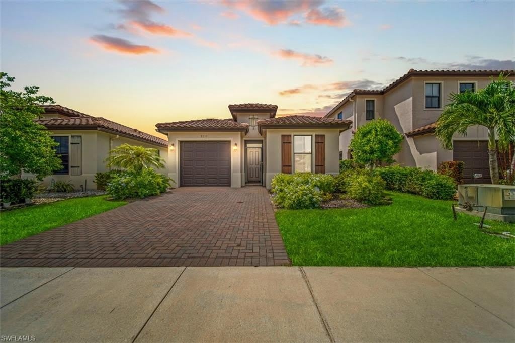 5535 Useppa Dr – photo 1