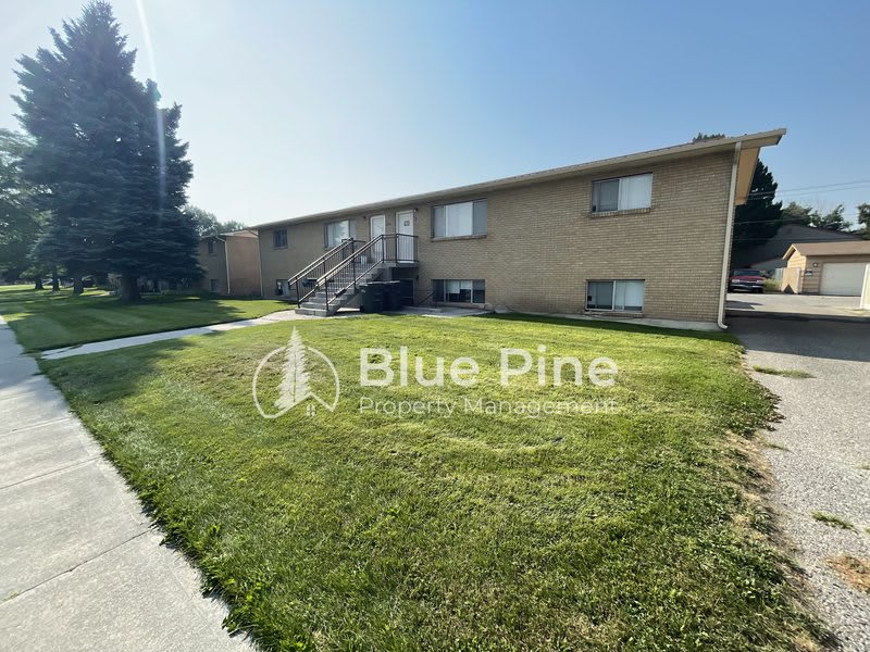 1491 Mountain View Lane – photo 1 of 8