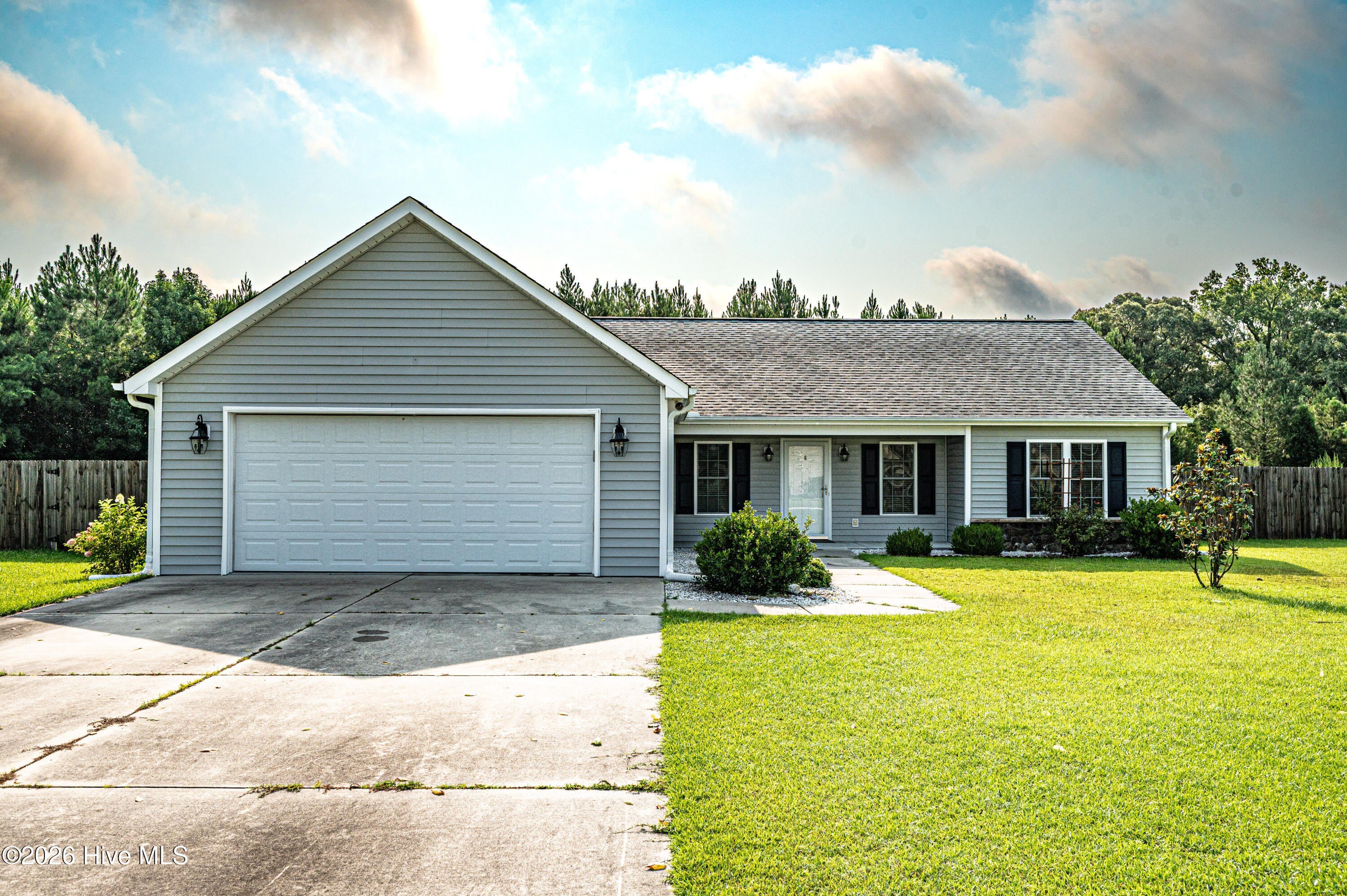 85 Plantation Oaks Drive – photo 1 of 21