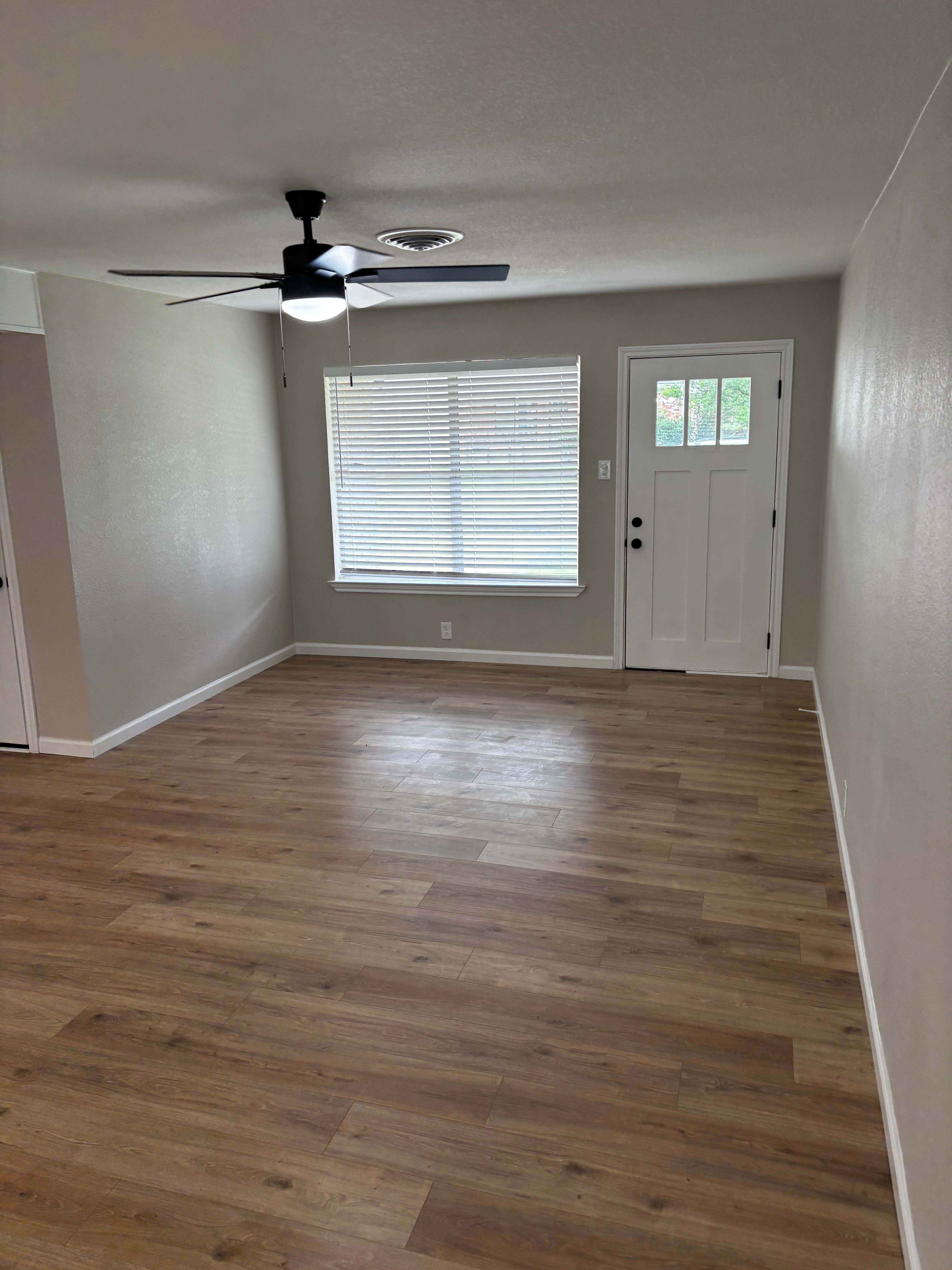 1006 N Grant Dr – photo 1