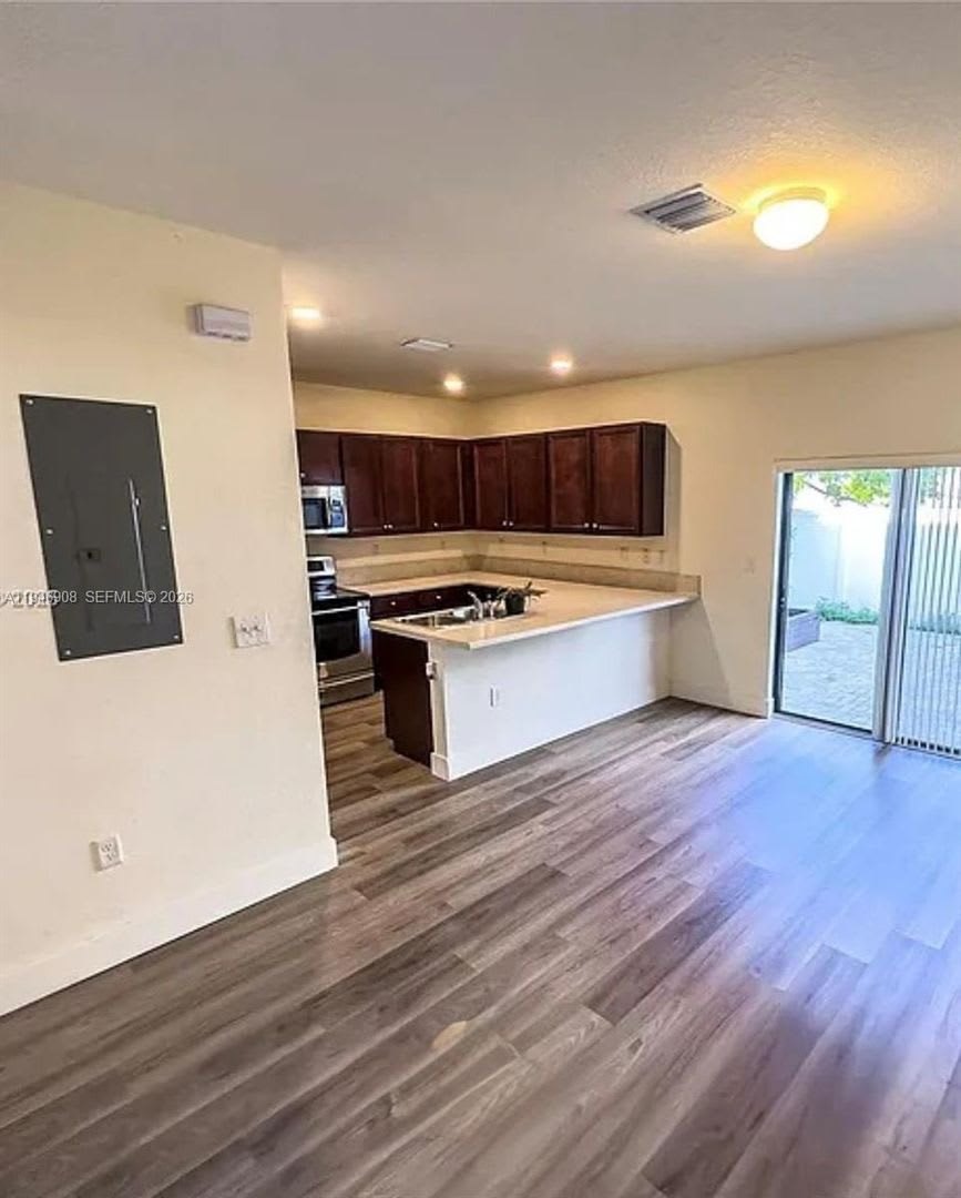3349 W 105Th Terrace 3349 Hialeah Fl 33018 – photo 1