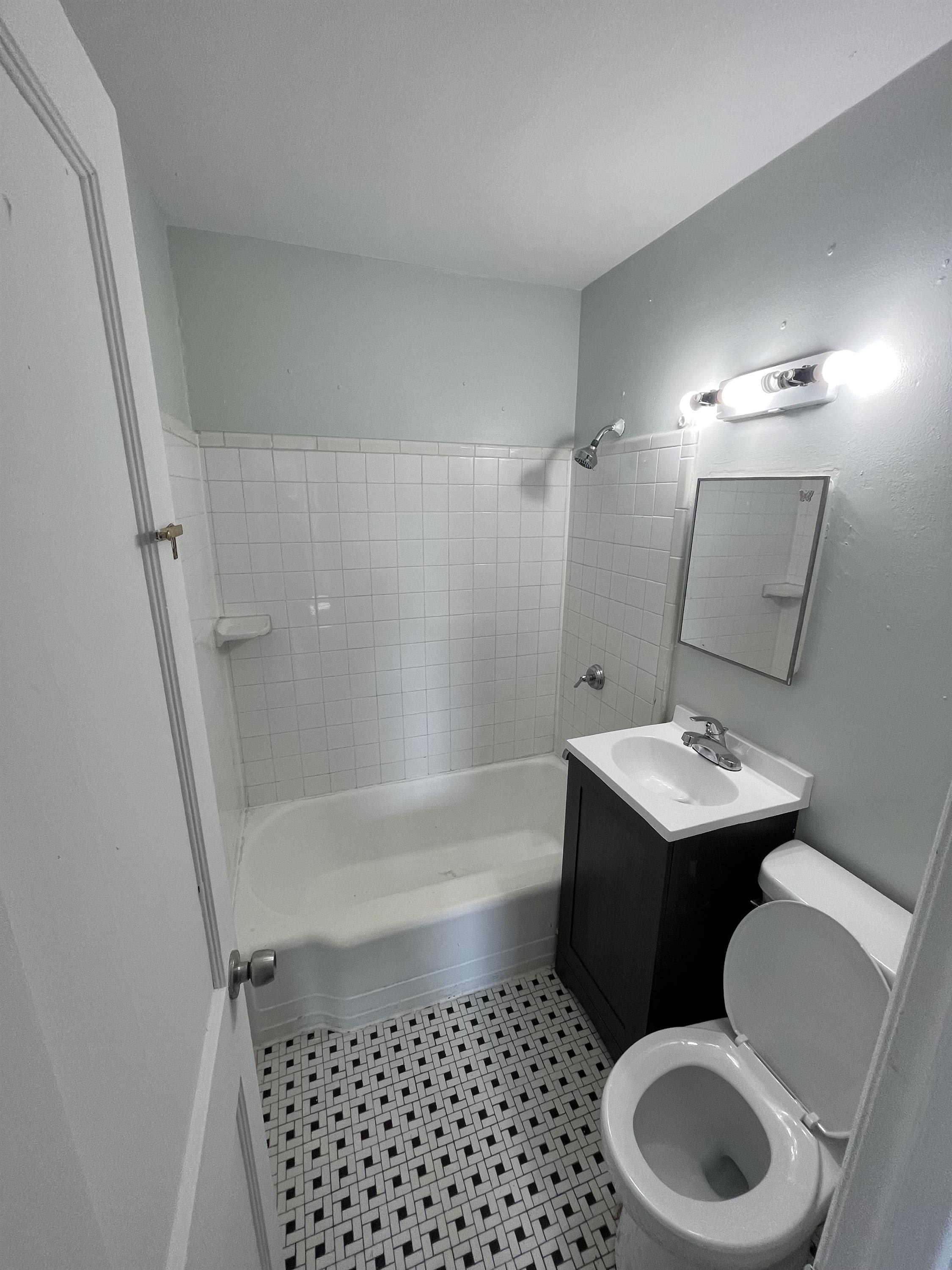 6211 West Lisbon Avenue 2 – photo 1