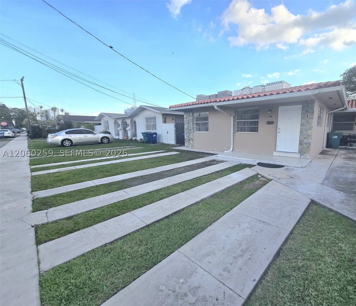 11040 SW 4th St – photo 1 of 18