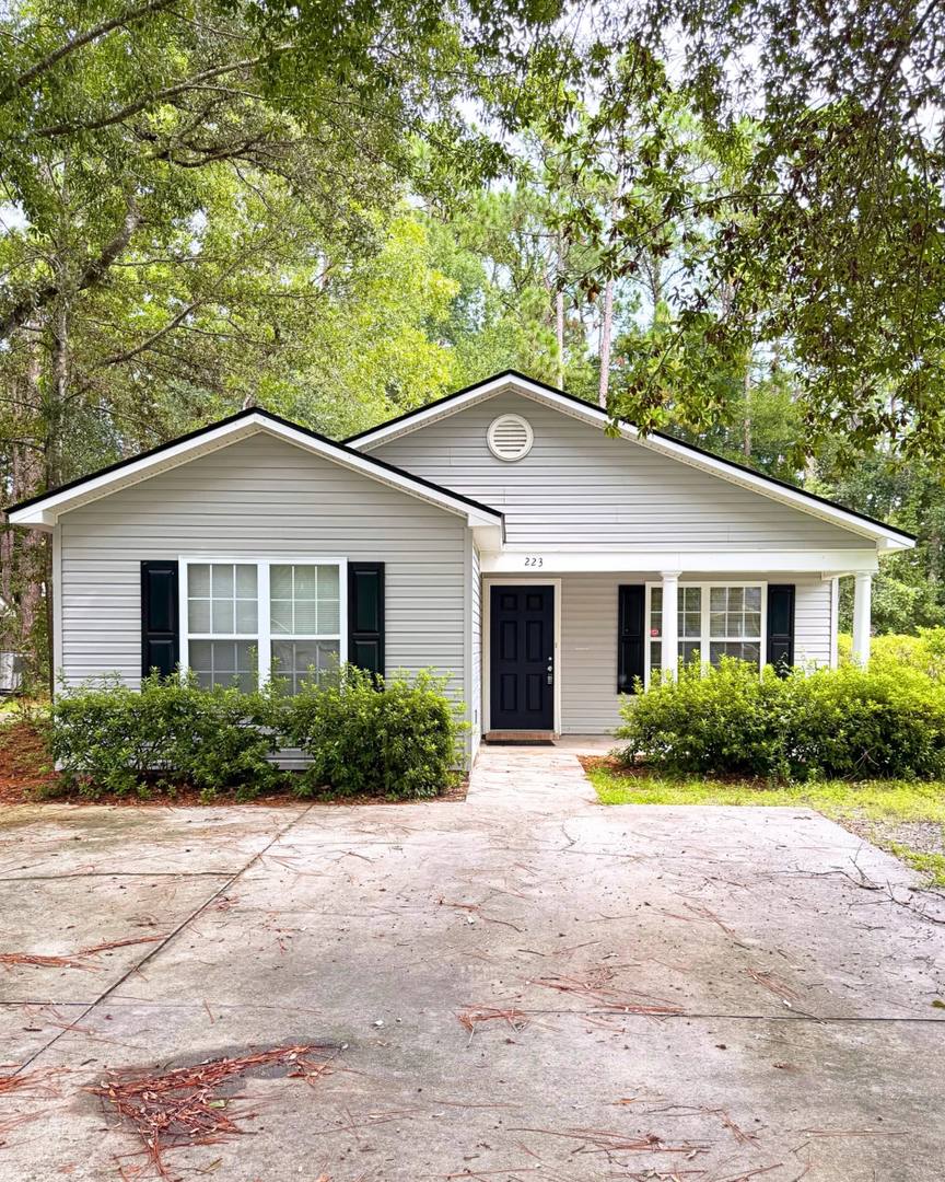 Charter Drive – photo 1
