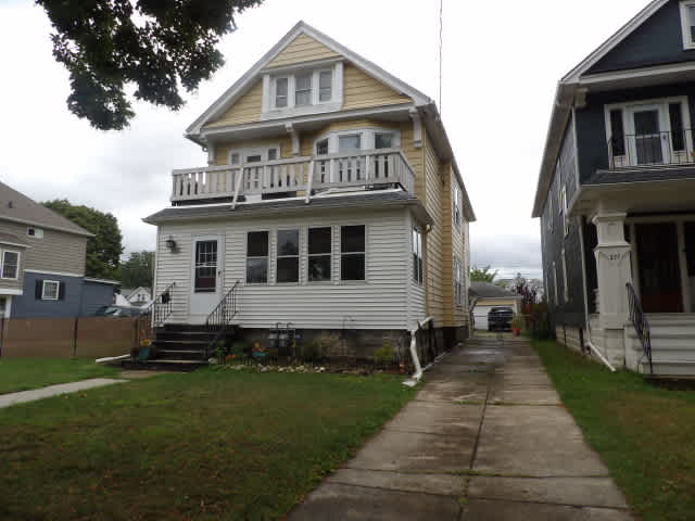 281 Woodside Ave – photo 1