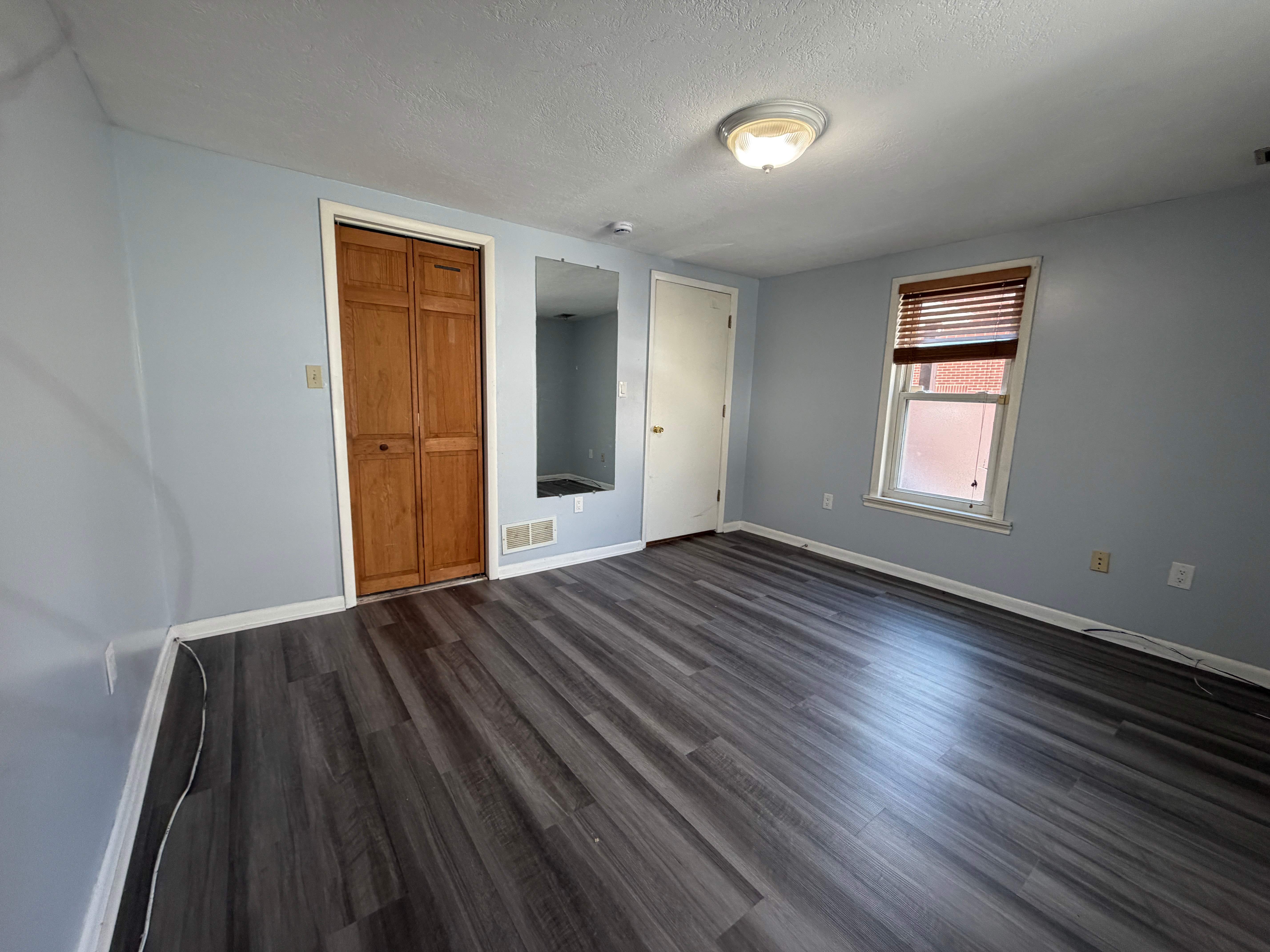921 Mclaughlin Run Rd – photo 1 of 22
