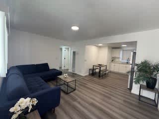 9404 S. Figueroa St.#4 – photo 1