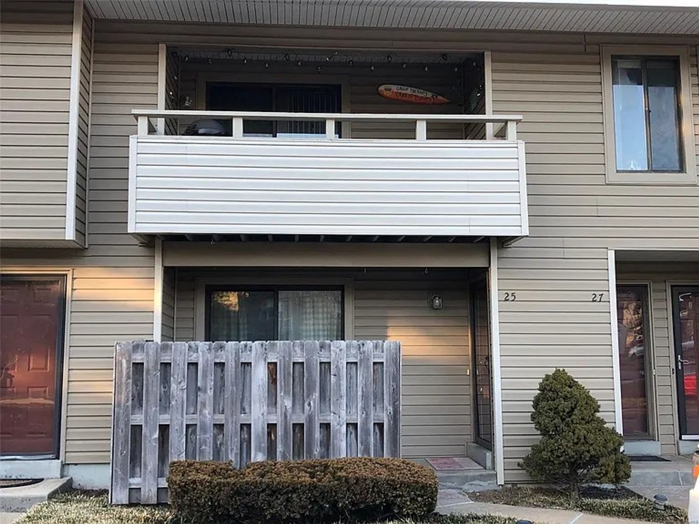 Available Now! 2 bedroom 2 bathroom condo in the heart of O'Fallon MO – photo 1 of 24