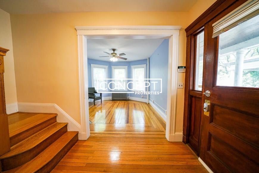 22 Winslow Rd. – photo 1 of 10