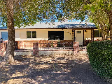 1418 E Williams St – photo 1