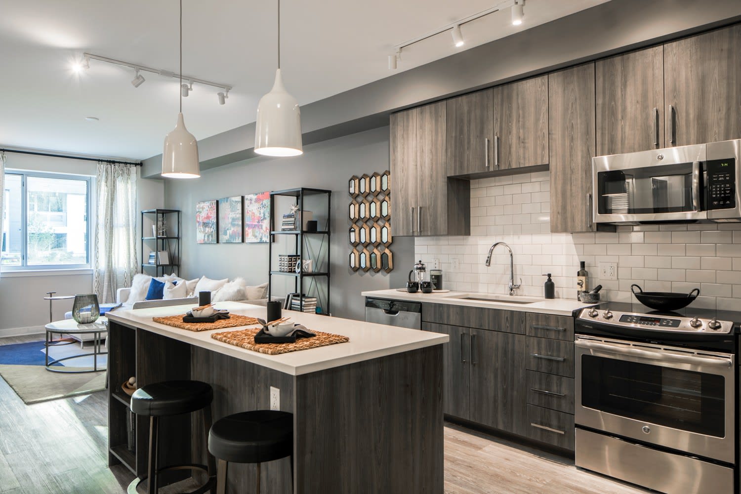 Anthem House – photo 1