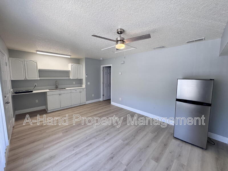 2623 Fan Palm Drive – photo 1