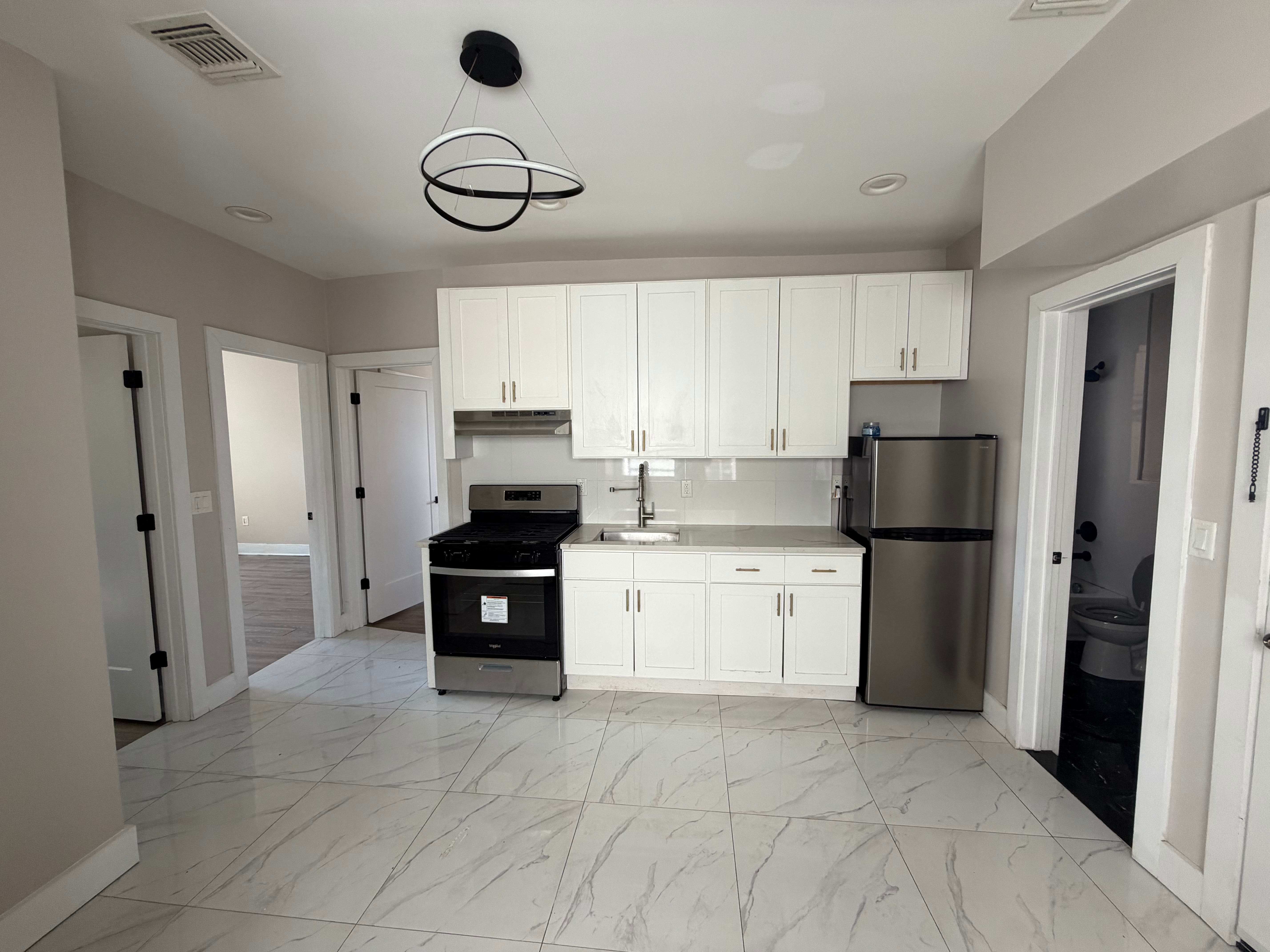 484 John F. Kennedy Blvd – photo 1 of 10