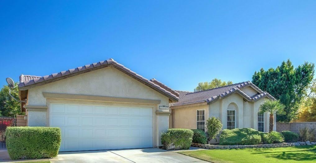 37760 Driscoll Street – photo 1