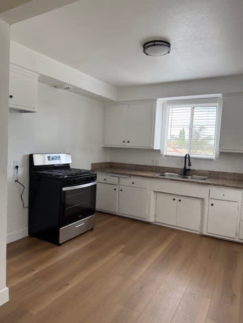 8319 S. Western Ave.#5 – photo 1