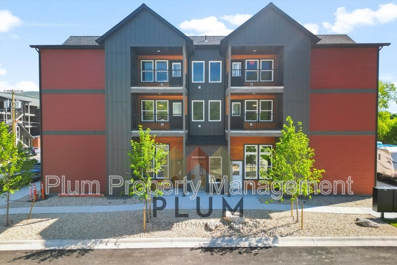 420 Minnesota Avenue – photo 1 of 27