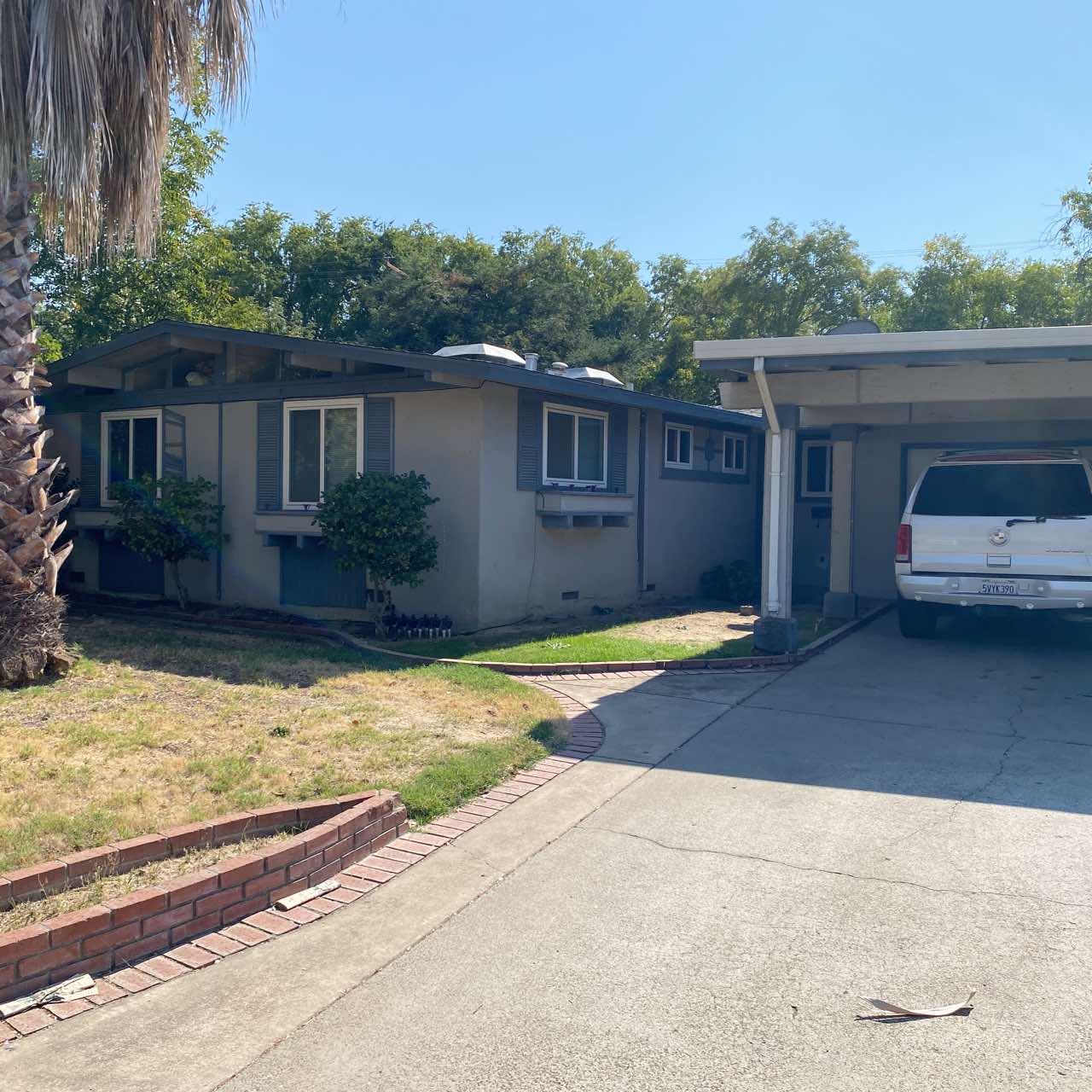 10200 Malaga Way – photo 1 of 9
