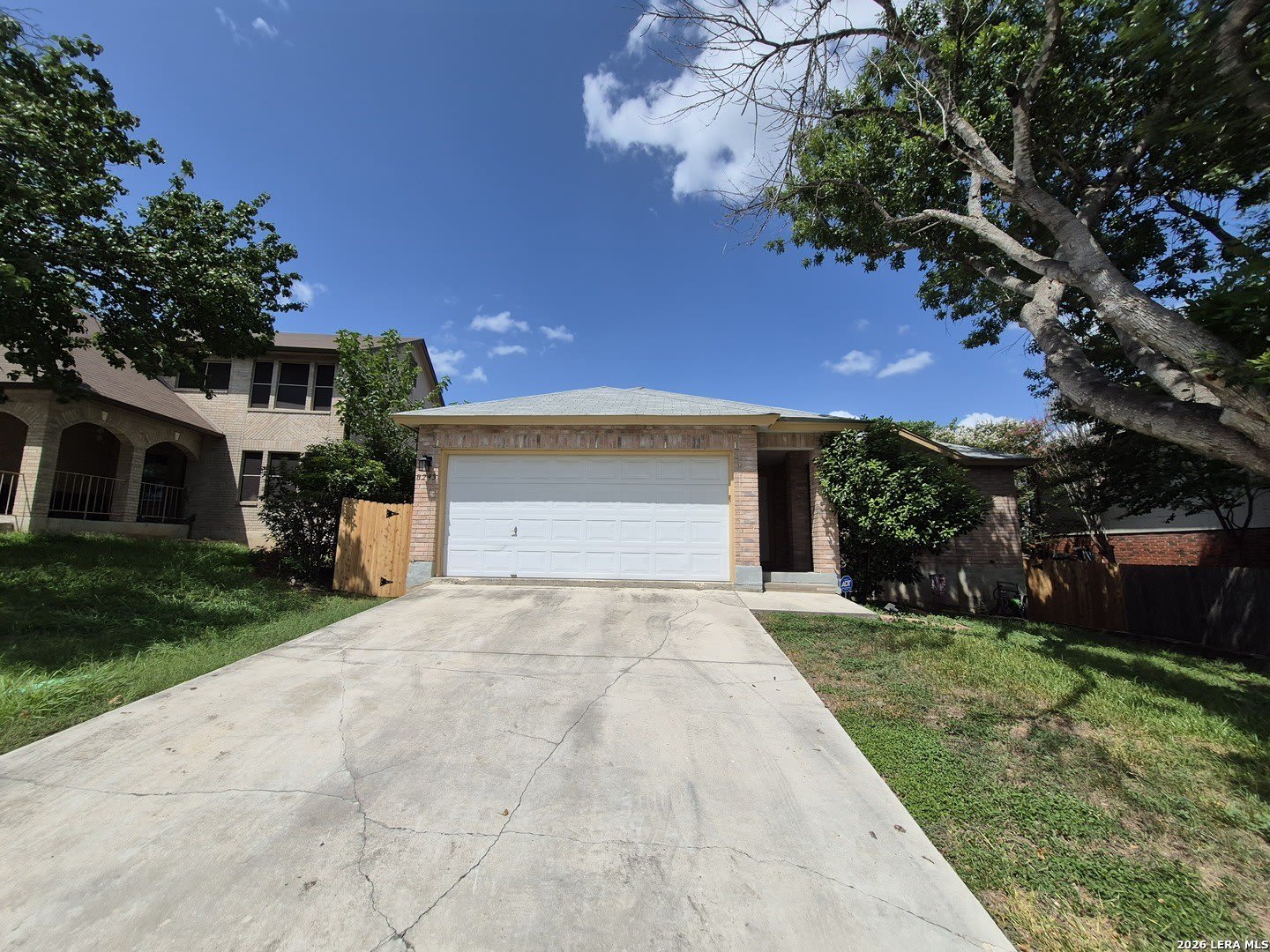 8243 Brisbane – photo 1